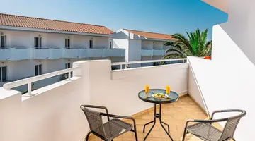 Mrs Chryssana Beach Hotel