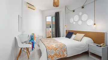 Mrs Chryssana Beach Hotel