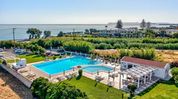 Mrs Chryssana Beach Hotel