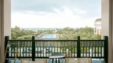 MUINE BAY RESORT