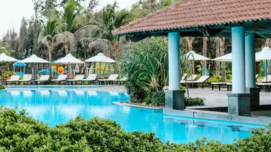 MUINE BAY RESORT
