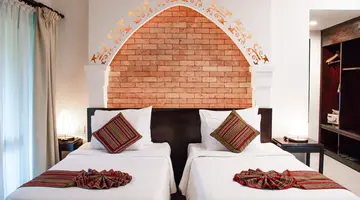 MUINE BAY RESORT