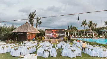 MUINE BAY RESORT
