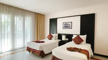 MUINE BAY RESORT