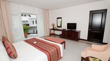 MUINE BAY RESORT