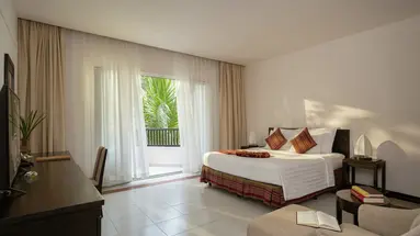 MUINE BAY RESORT