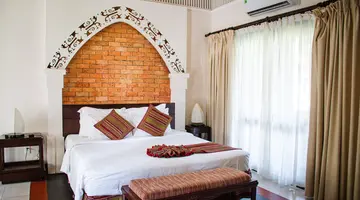 MUINE BAY RESORT