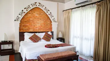 MUINE BAY RESORT