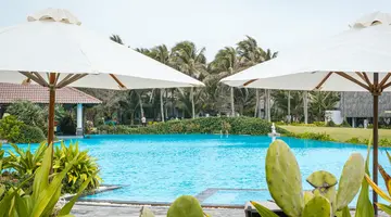 MUINE BAY RESORT