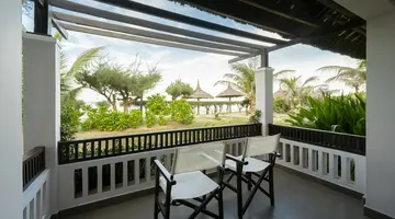 MUINE BAY RESORT