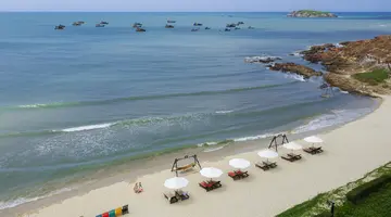MUINE BAY RESORT