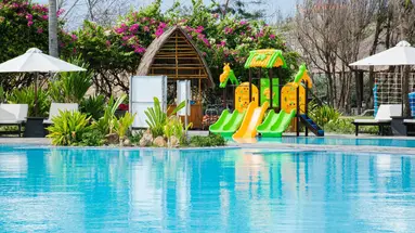 MUINE BAY RESORT