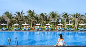 MUINE BAY RESORT