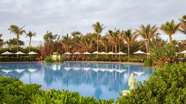 MUINE BAY RESORT