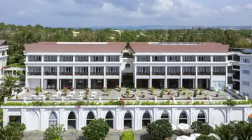 MUINE BAY RESORT