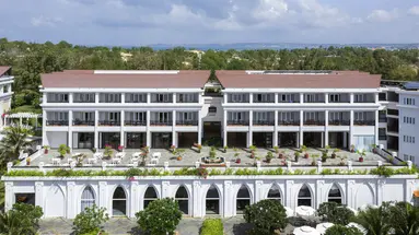 MUINE BAY RESORT