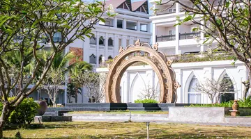 MUINE BAY RESORT