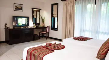MUINE BAY RESORT