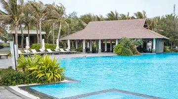 MUINE BAY RESORT