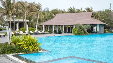 MUINE BAY RESORT