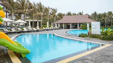 MUINE BAY RESORT
