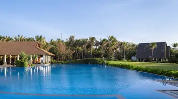 MUINE BAY RESORT