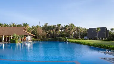 MUINE BAY RESORT