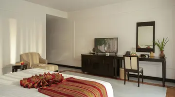 MUINE BAY RESORT