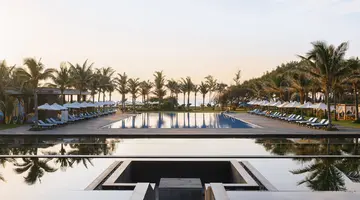 MUINE BAY RESORT