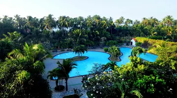 MUINE CENTURY BEACH RESORT & SPA