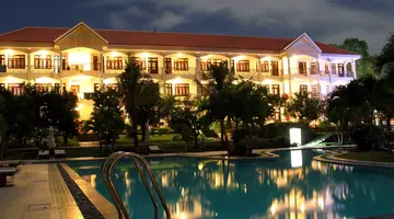 MUINE CENTURY BEACH RESORT & SPA