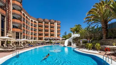 MUR Hotel Neptuno