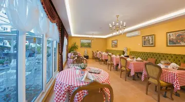 MUSEUM HOTEL ANTIQUE ROMAN PALACE