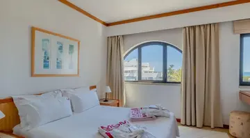 Muthu Oura Praia Hotel