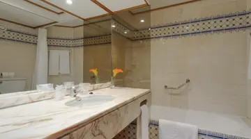 Muthu Oura Praia Hotel