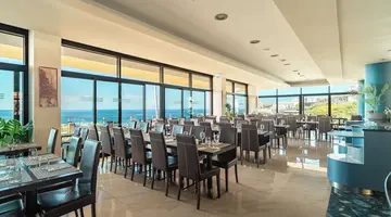 Muthu Raga Madeira Hotel