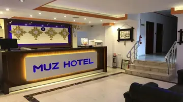 Muz Hotel