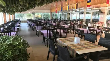 Muz Hotel