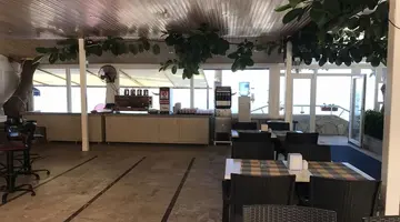 Muz Hotel