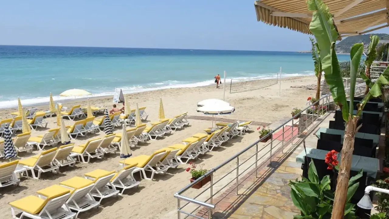 MUZ HOTEL