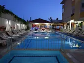 Muz Hotel