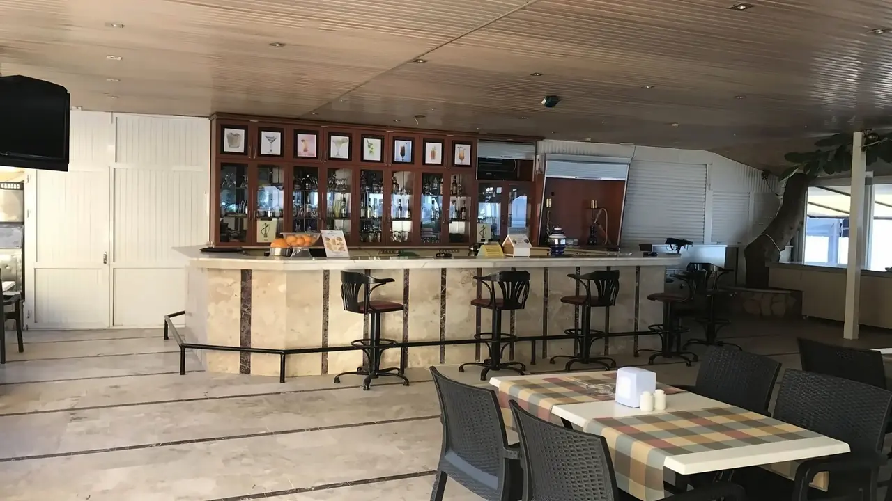Muz Hotel