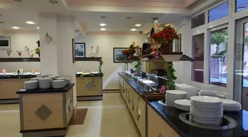 MUZ HOTEL