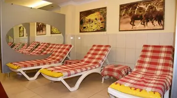 Muz Hotel