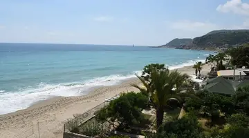 Muz Hotel