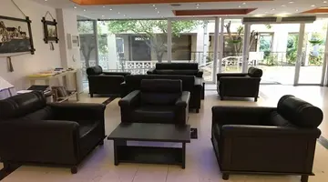 Muz Hotel