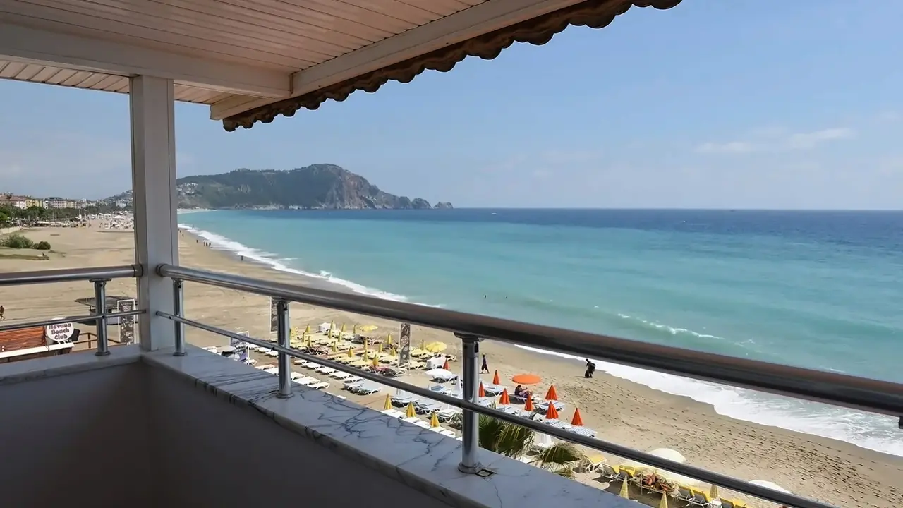Muz Hotel
