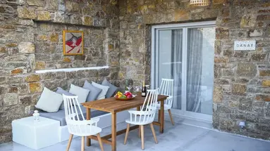 Myconian Crown Suites