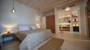 Myconian Crown Suites