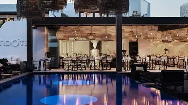 Myconian O Hotel